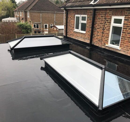 Rubberbond Flatroof With Roof Lantern Sky Lights in Charlwood, Surrey Rubberbond Flatroof With Roof Lantern Sky Lights in Charlwood, Surrey - Roofing Services