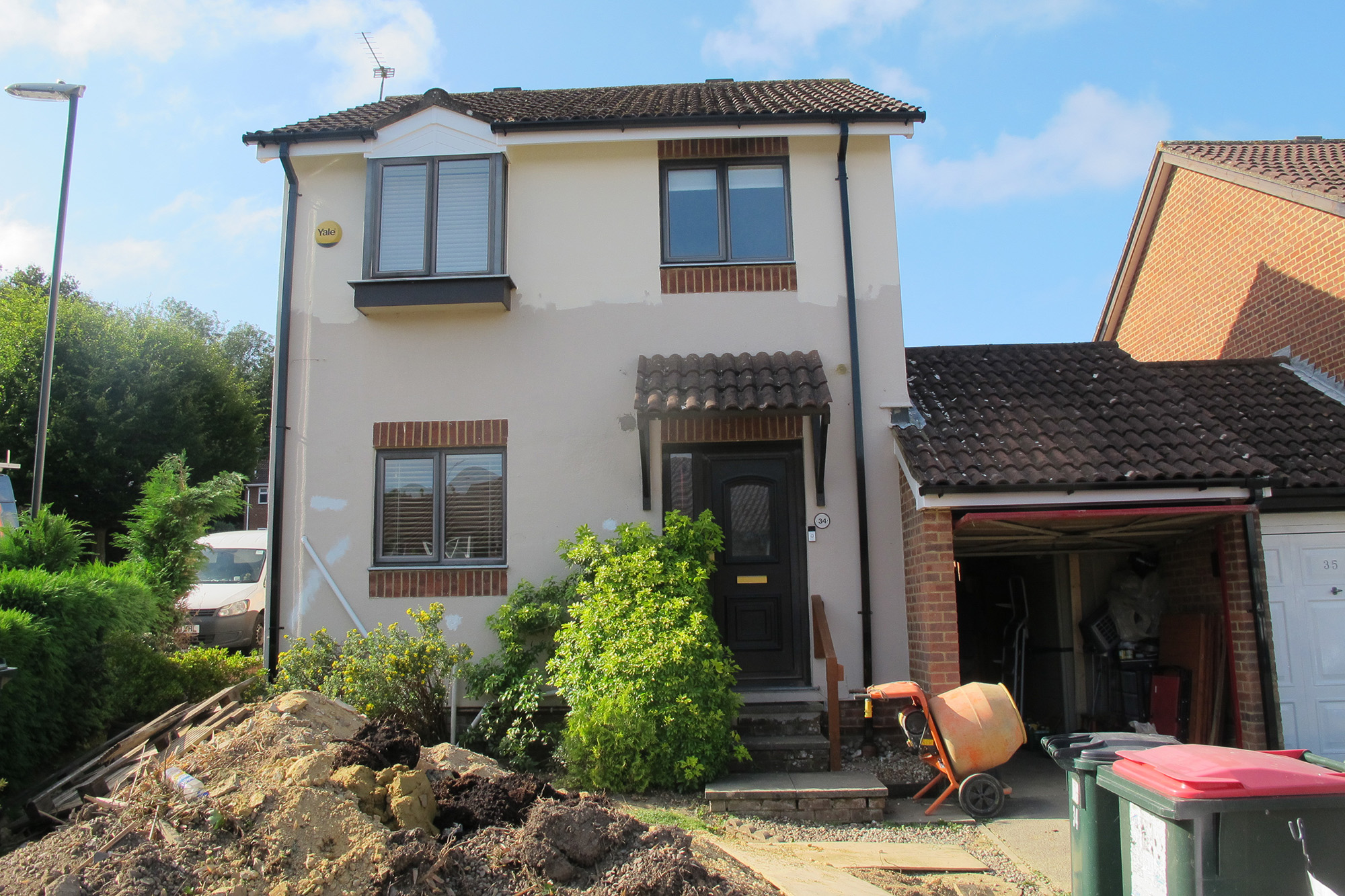 Front of house - before Front of house before Facelift
