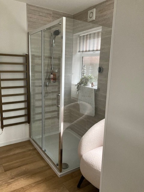Shower Rooms 2 Shower Rooms 2 Facelift