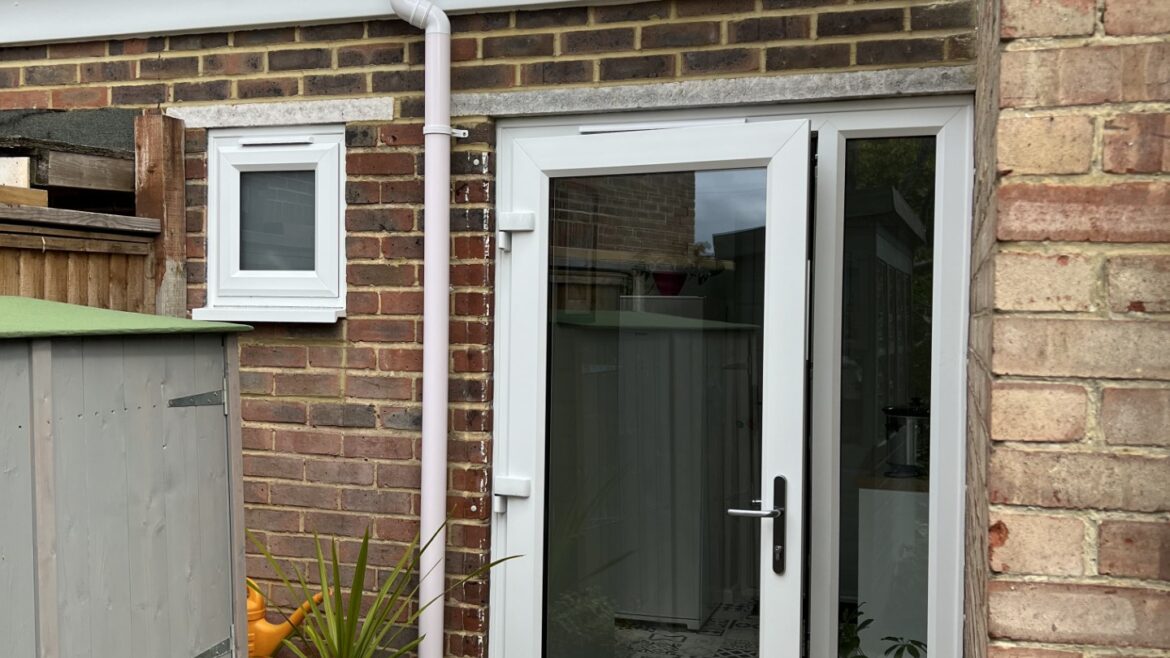 Side Extension Creating a New Utility Room & Downstairs Cloakroom